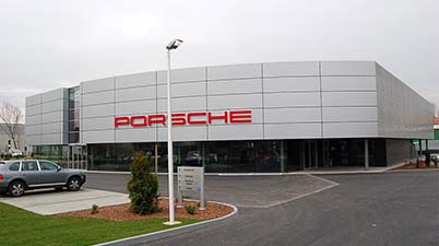 PORSCHE Autozentrum und Service