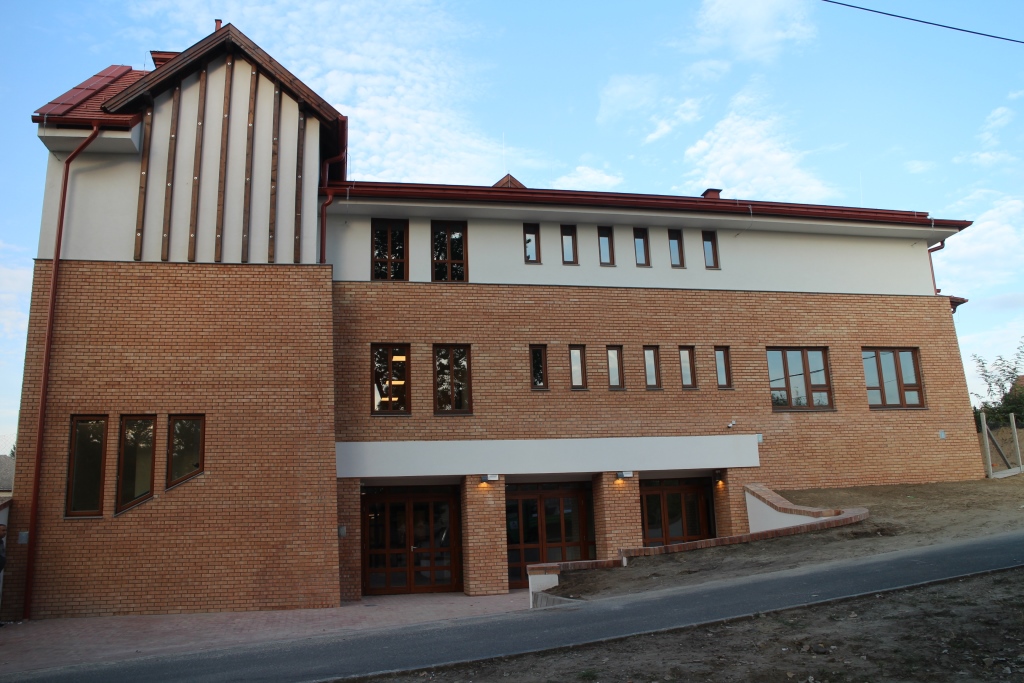 Református Általános Iskola I. ütem - tornacsarnok építése