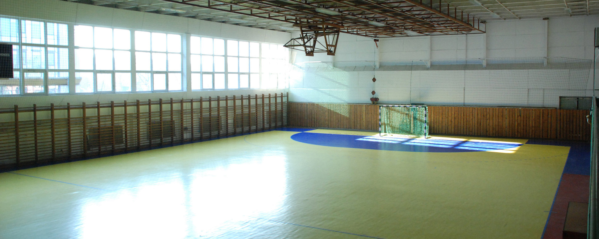 Pénzügyőr Sportcsarnok rekonstrukció – 2013