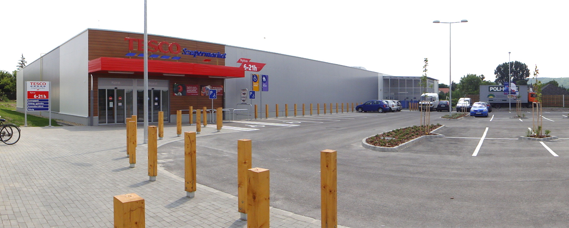 TESCO 1k standard áruház – 2009-2011